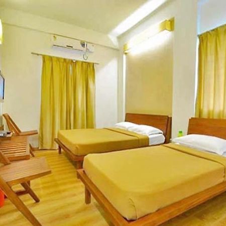 Hotel Holiday Home Bangalore Exterior photo