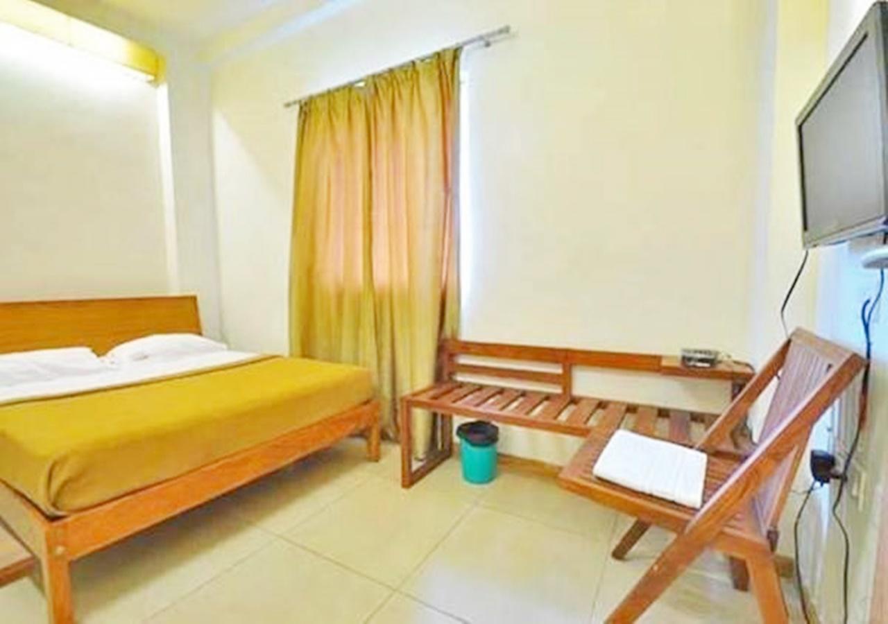 Hotel Holiday Home Bangalore Exterior photo