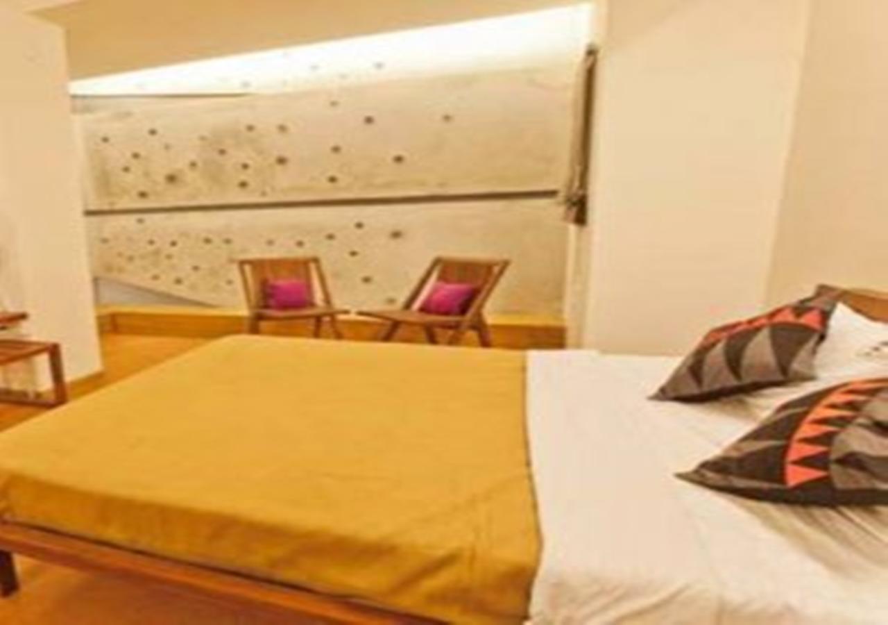 Hotel Holiday Home Bangalore Exterior photo