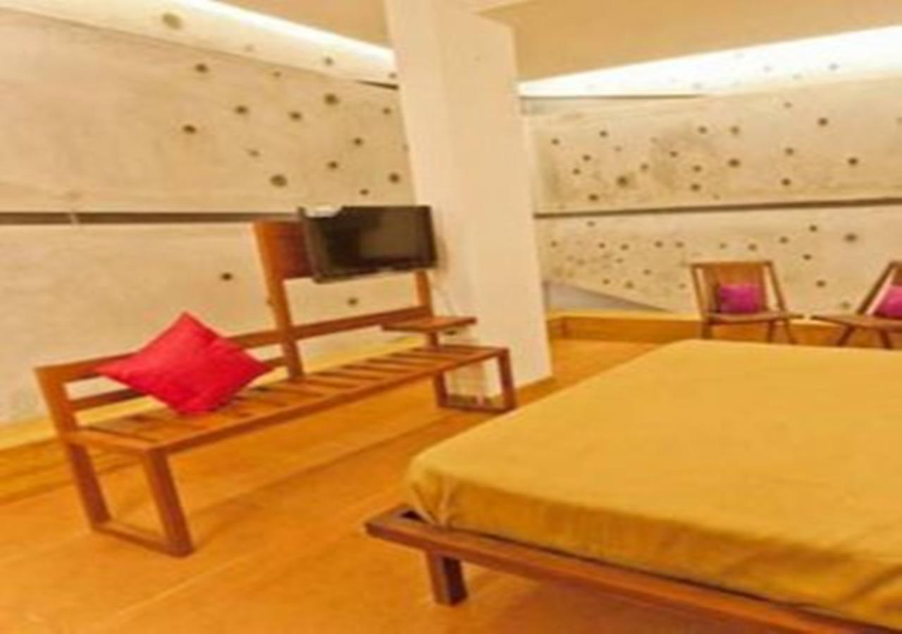 Hotel Holiday Home Bangalore Exterior photo